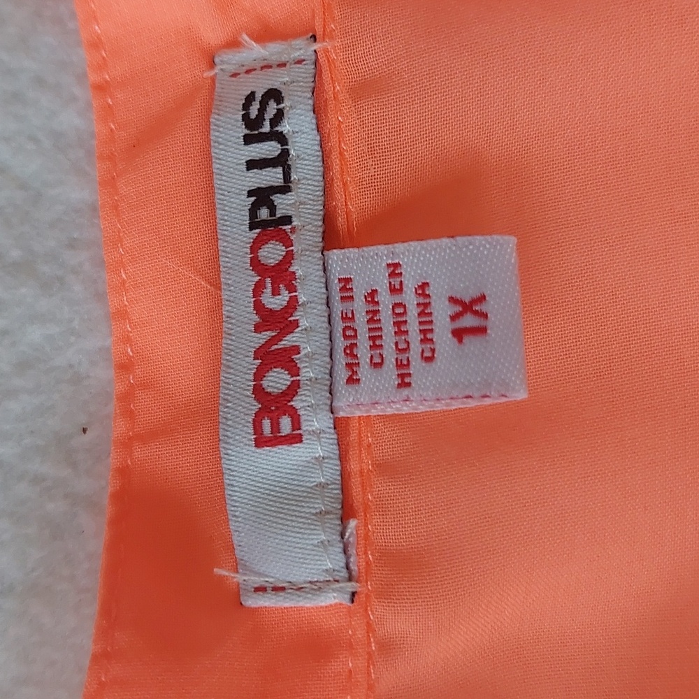 BONGOPLUS woven top NWT - Picture 3 of 9